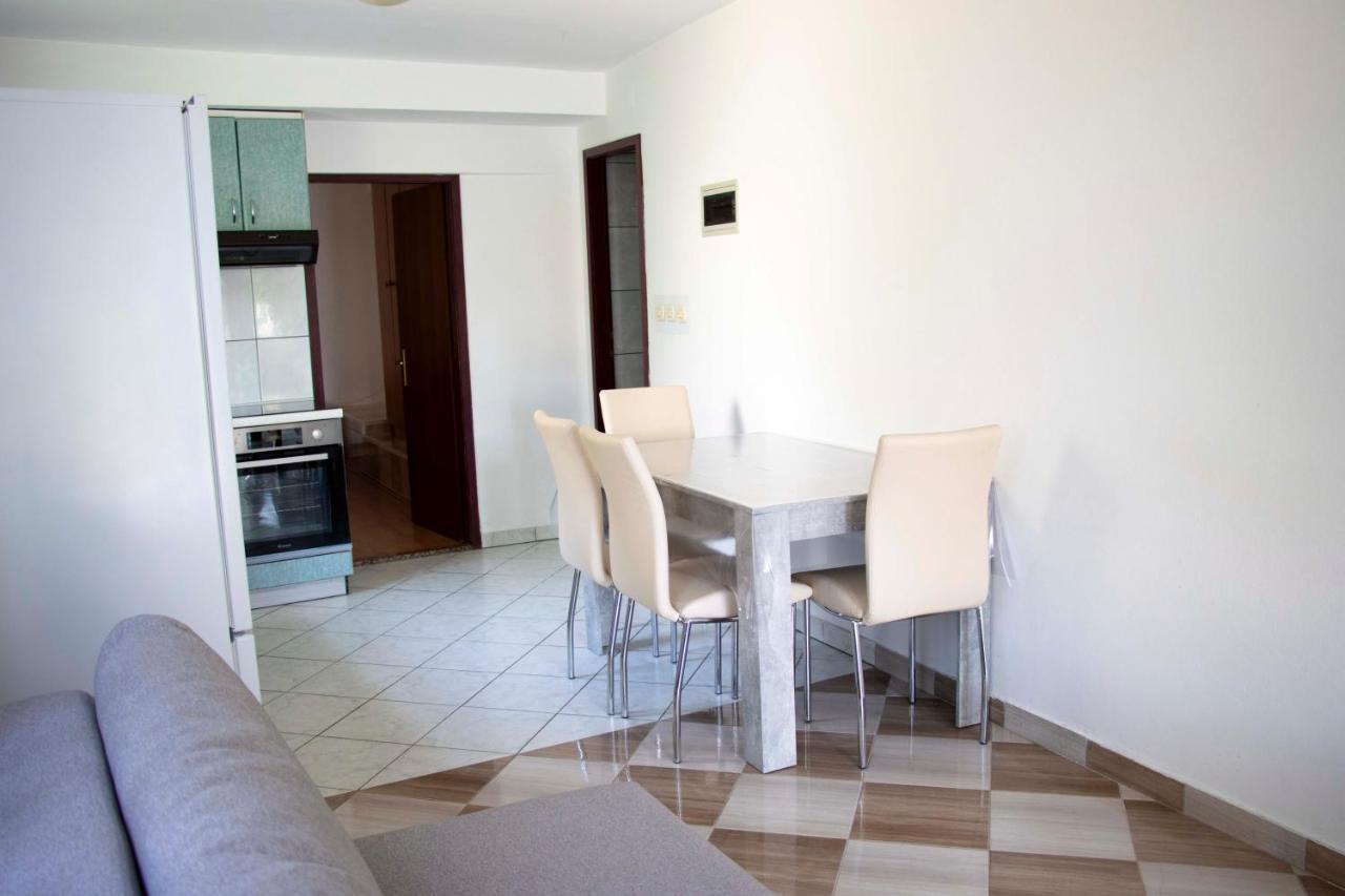 Pepi Apartments 1 زادار المظهر الخارجي الصورة